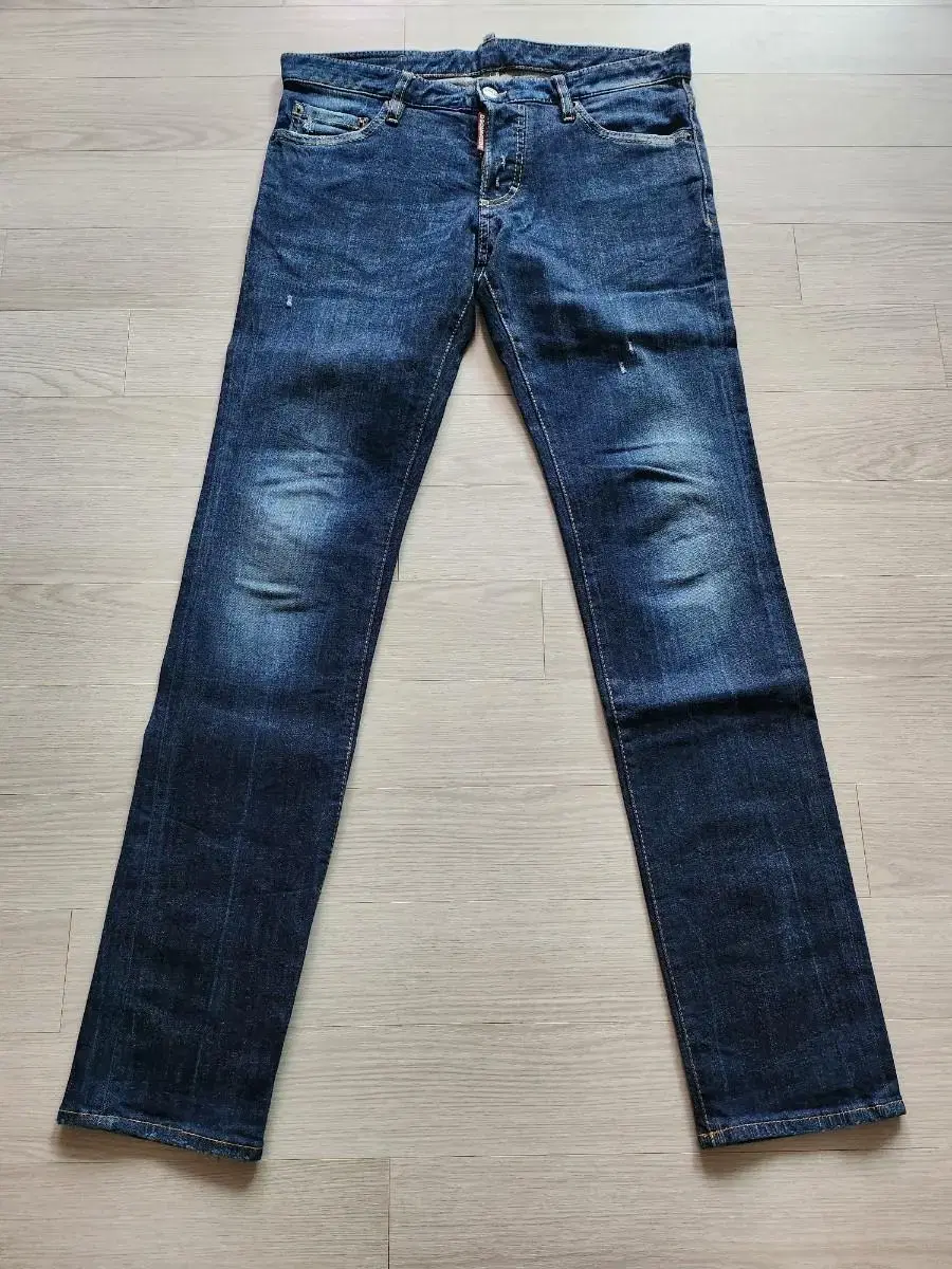 정품 디스퀘어드2 Dark Rinsed Slim Jean-eu48